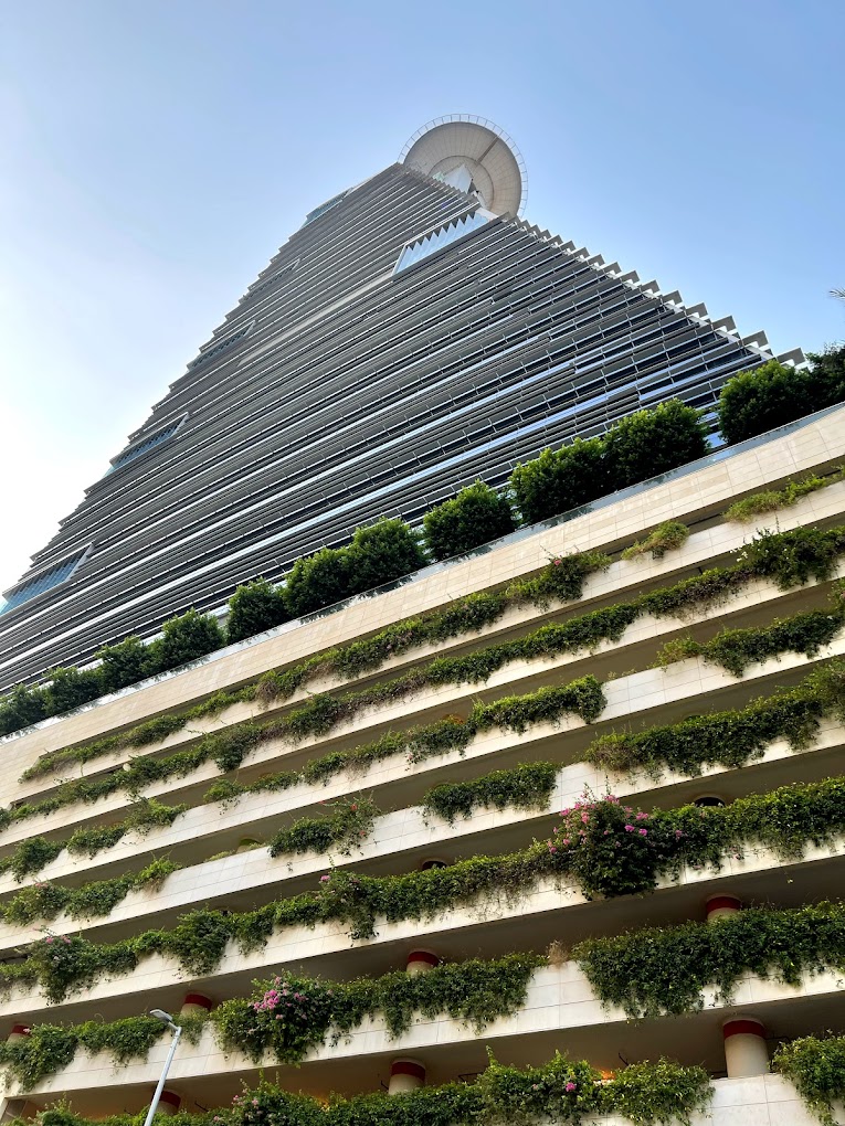 مبنى المكتب